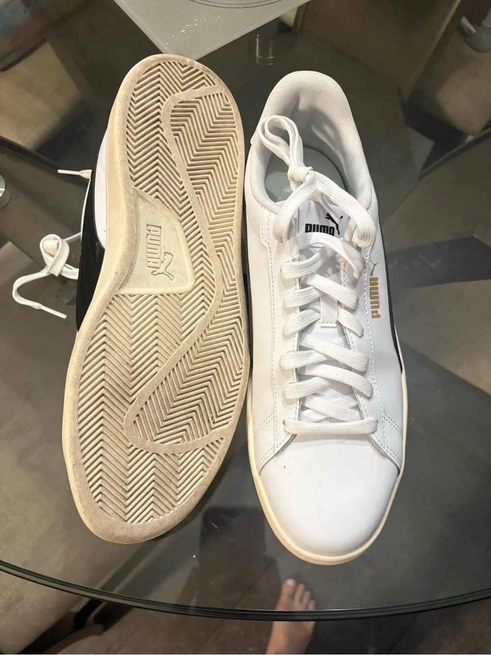 Puma Men’s White Black Leather‎ Sneakers Size 11 Worn Once Casual Shoes